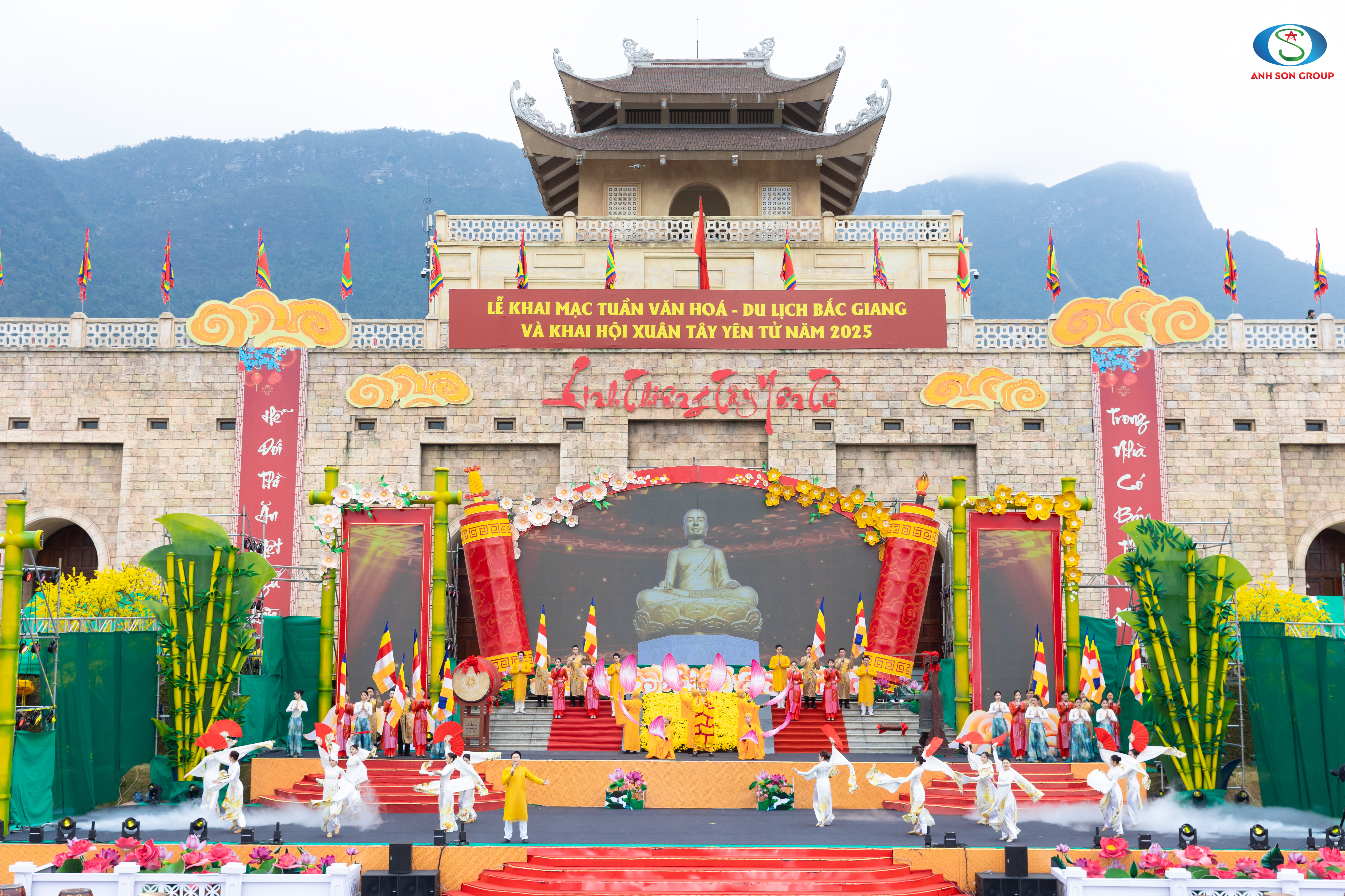 Lễ khai mạc Tuần văn hóa - Du lịch tỉnh Bắc Giang và Khai hội Xuân Tây Yên Tử năm 2025
