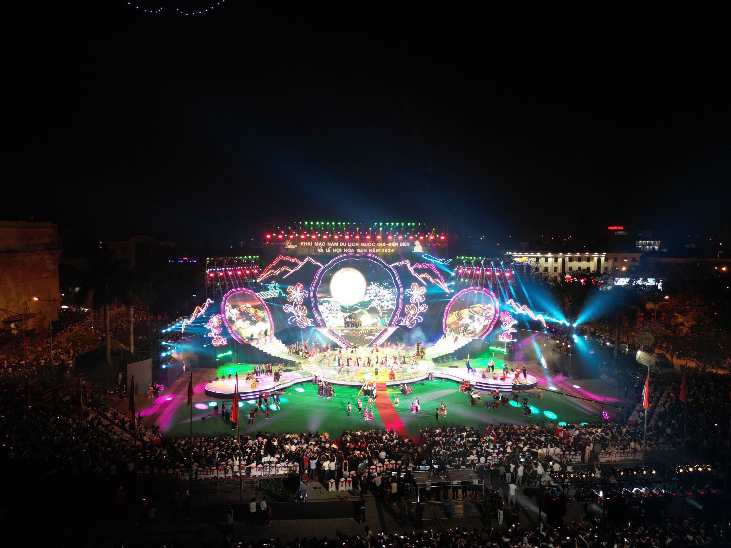 LỄ KỈ NIỆM 130 NĂM TỈNH SƠN LA