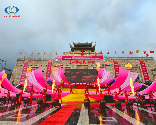 Rộn ràng khai hội xuân Tây Yên Tử và tuần văn hóa du lịch Bắc Giang 2024